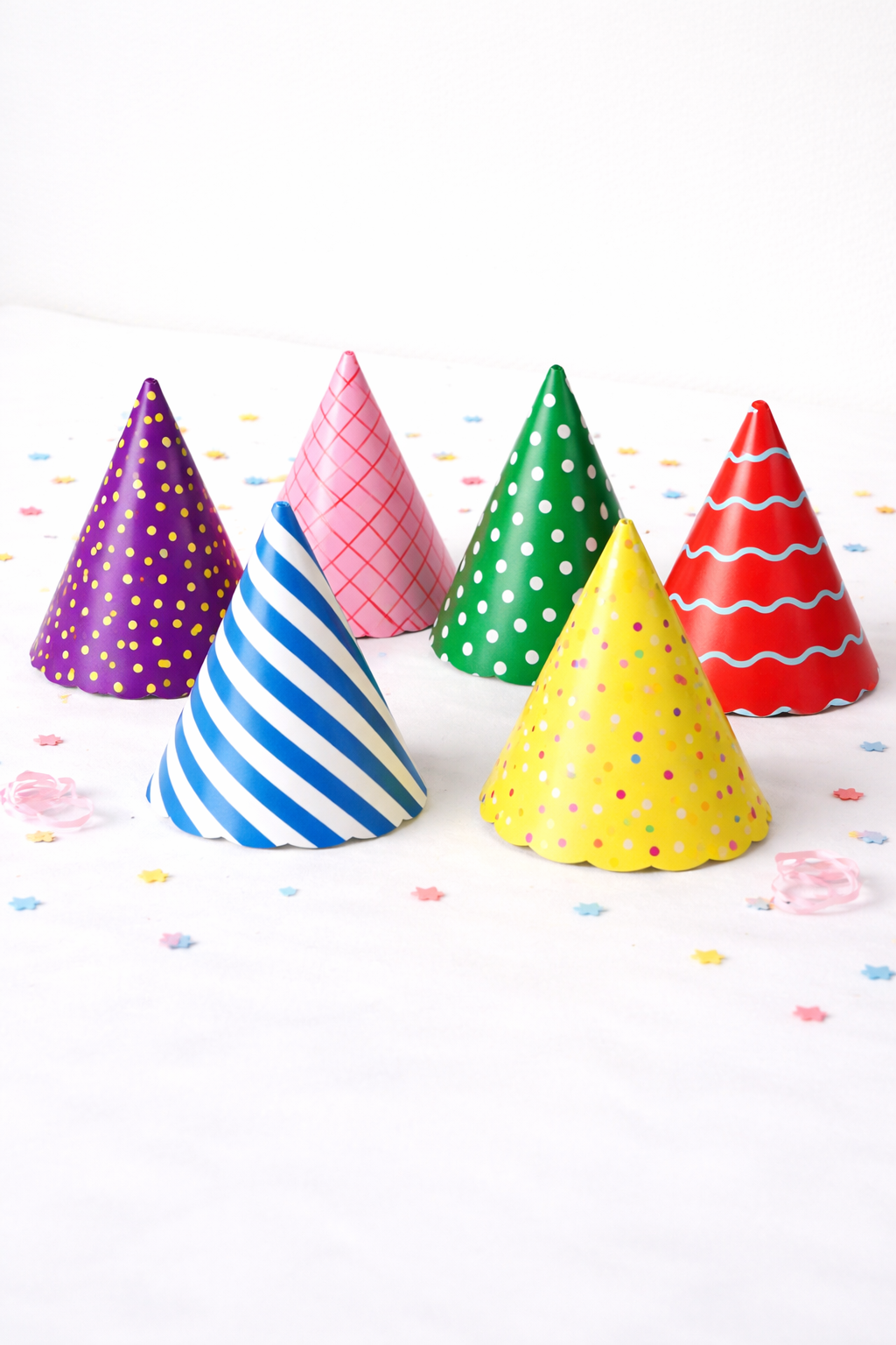 Karışık Desenler RenkliParti Şapkası 6 lı Küçükboy 13-9 cm