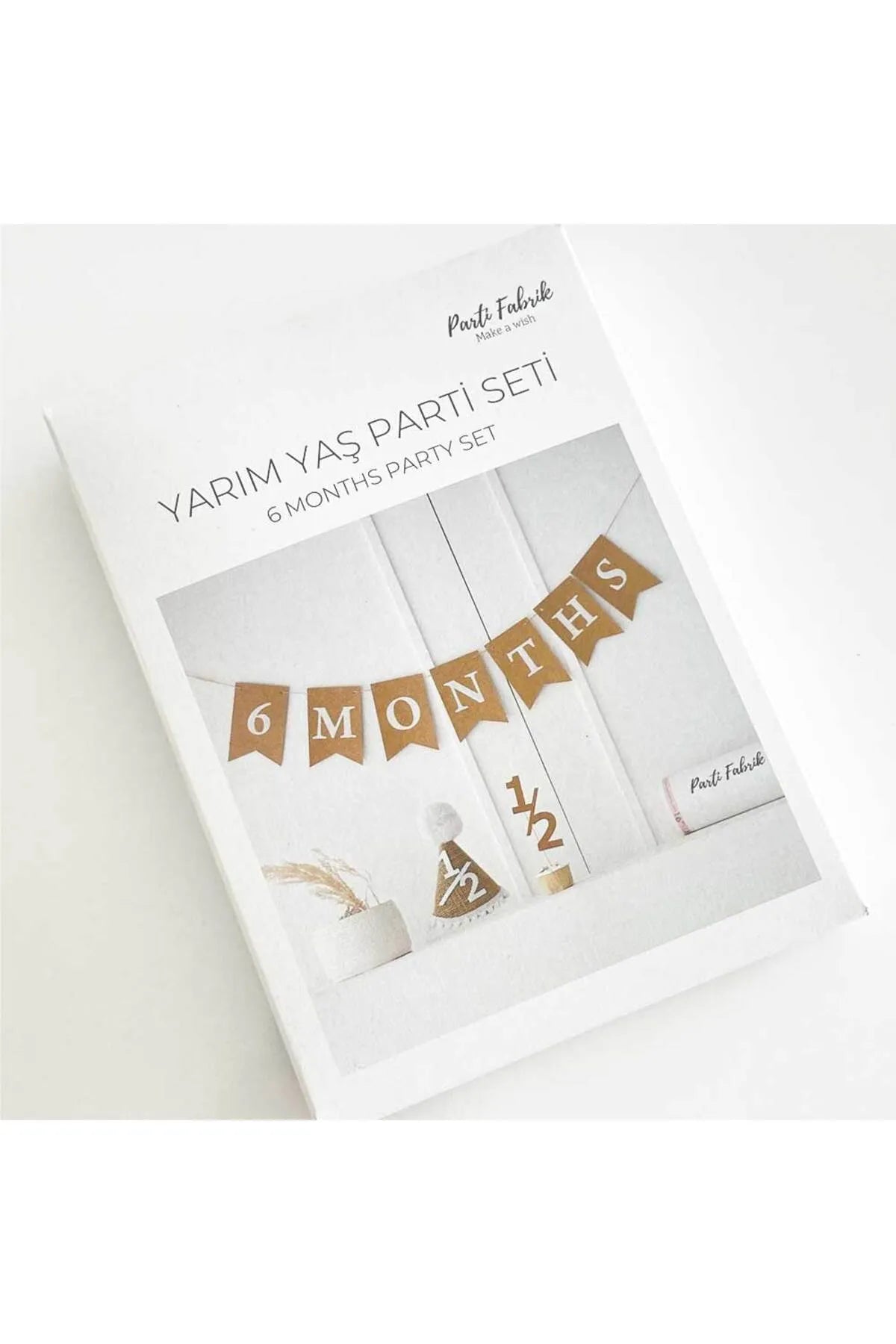 Yarım Yaş 6 Months 3 Lü Kraft Kırlangıç Bayraklı Set Hasır Şapkalı