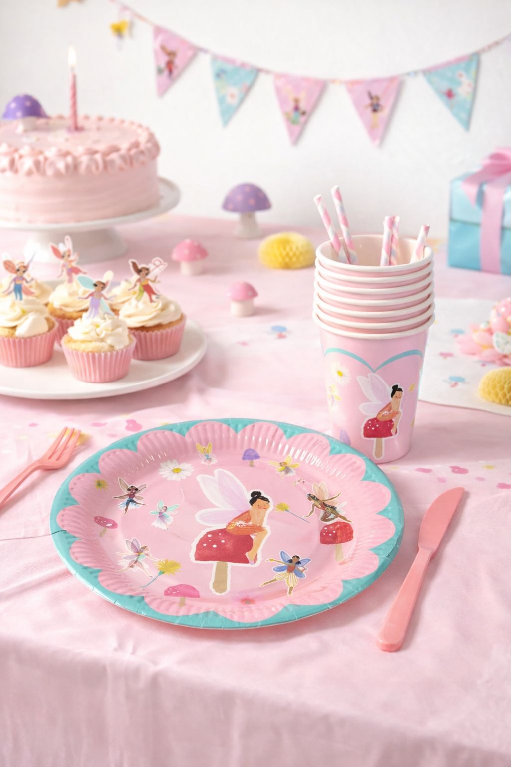 Peri Temalı 8 Tabak 8 Bardak Set